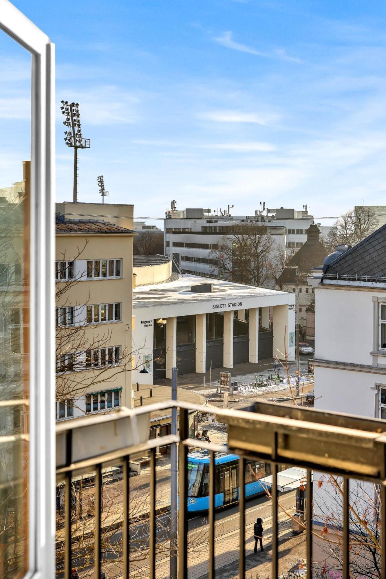 Classic Super - Balcony - 6 Pers